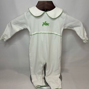 NWOT Nantucket Kids White Footies with Long Sleeves and Peter Pan Collar